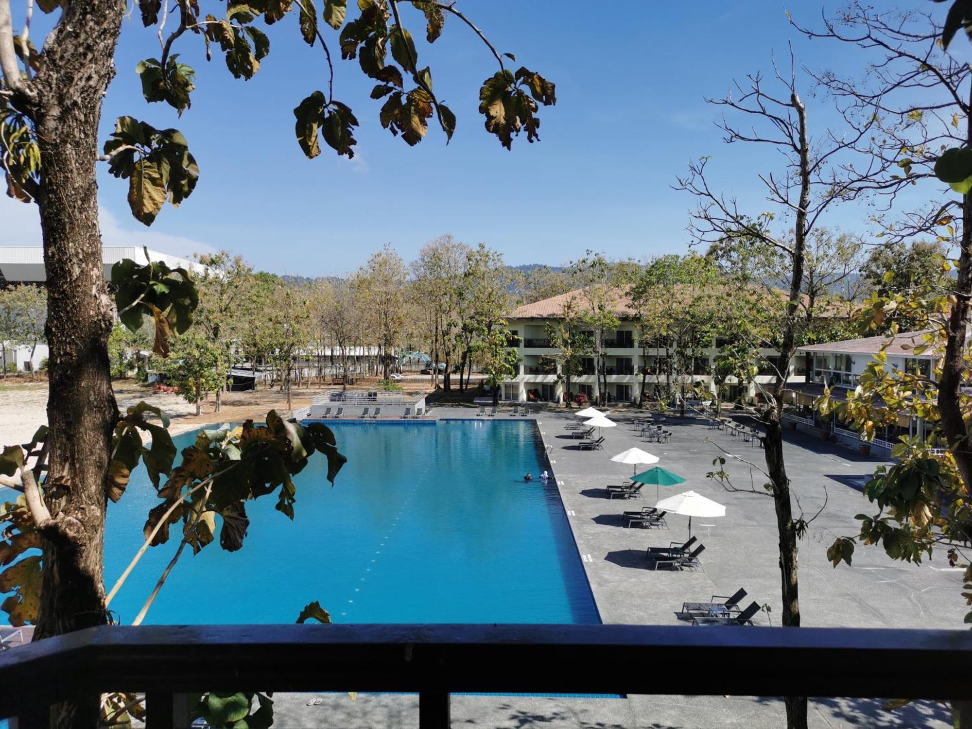 Century Langkasuka Resort Langkawi Пантай-Сенанг Экстерьер фото
