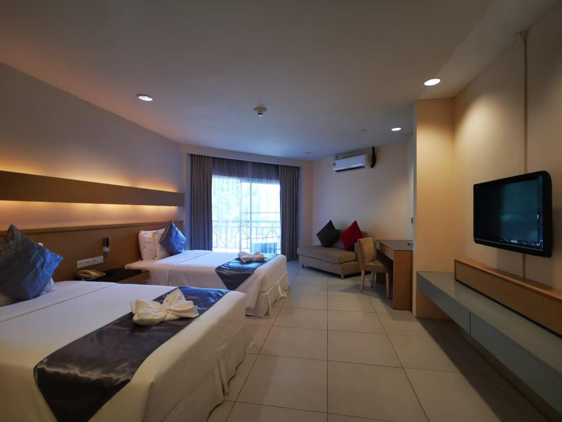 Century Langkasuka Resort Langkawi Пантай-Сенанг Экстерьер фото
